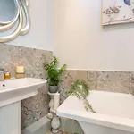 Apartment 3 Bed In Oc-t30198 *
