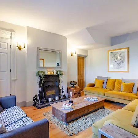 3 Bed In Oc-t30198 Апартаменты