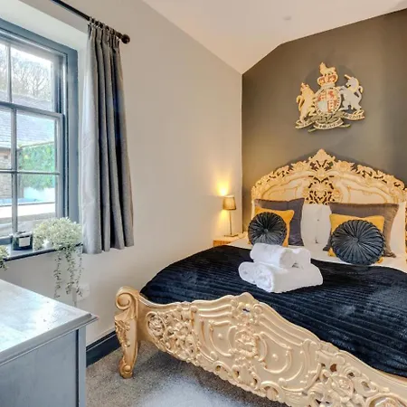 3 Bed In Oc-t30198